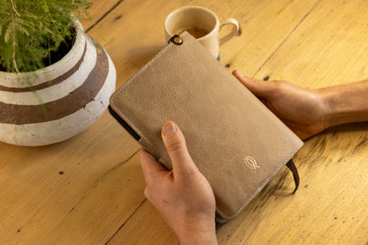 Couverture de Bible en cuir - Compagnon