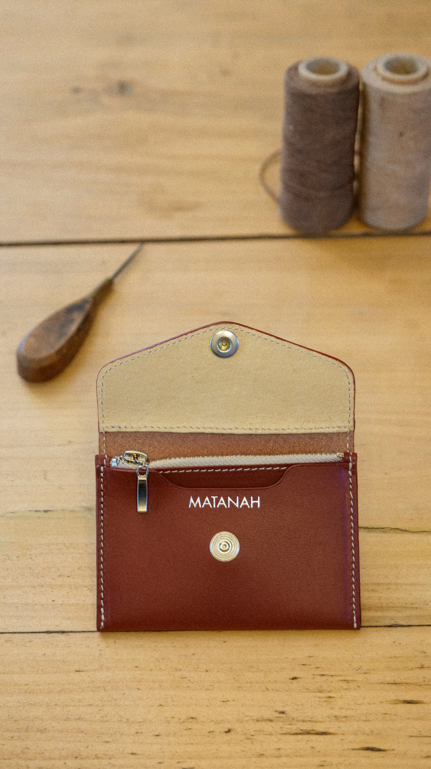 L'Essentiel - Porte-monnaie compact en cuir