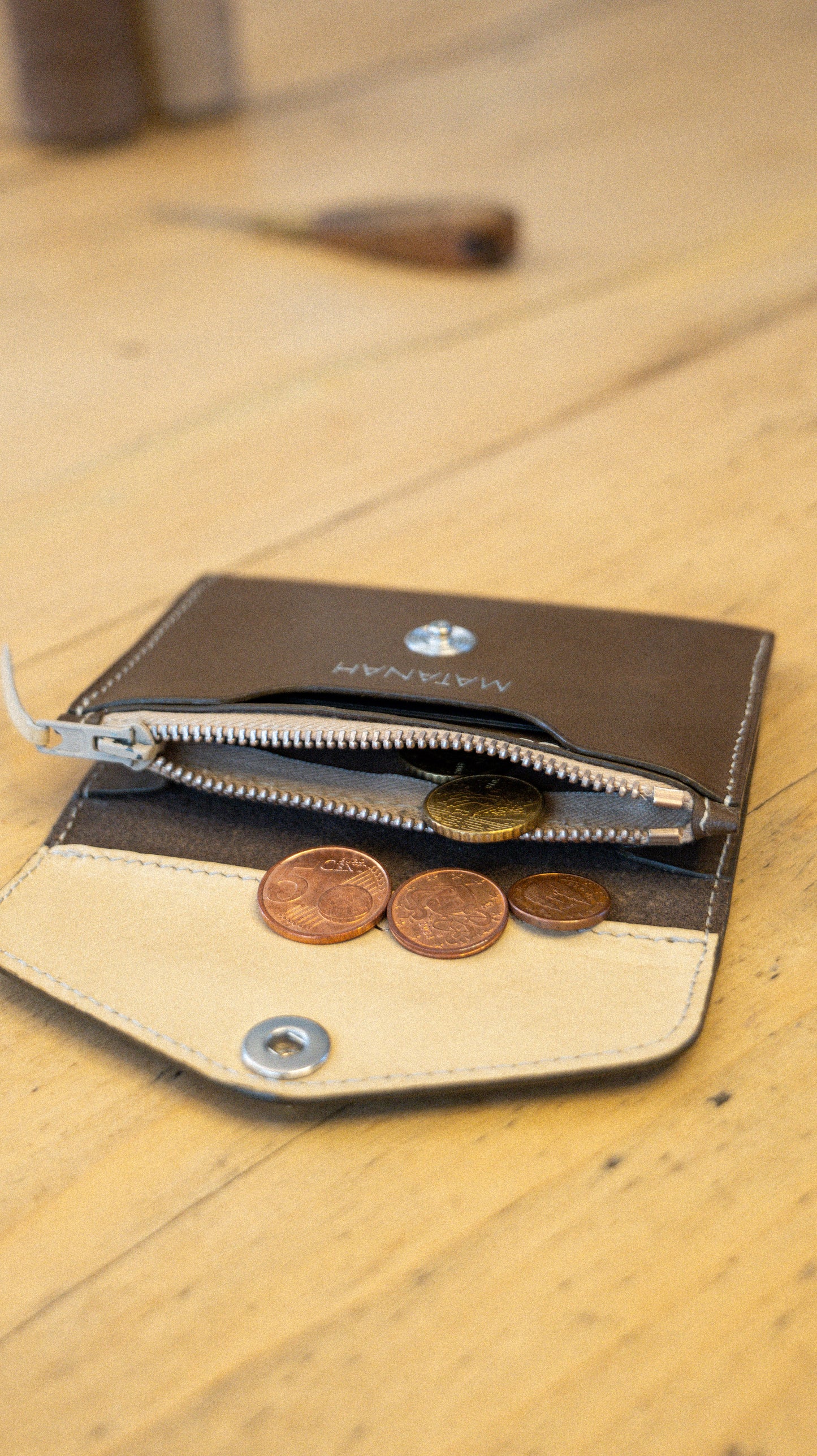 L'Essentiel - Porte-monnaie compact en cuir