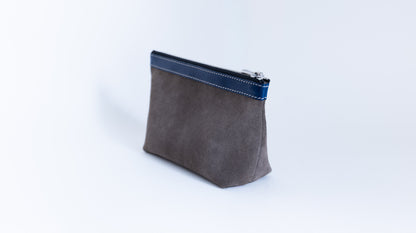 Trousse Atelier en Daim Gris